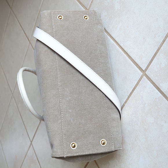 MICHAEL KORS Hamilton Canvas and Vanilla Leather Large Tote - Picture 3 of 3